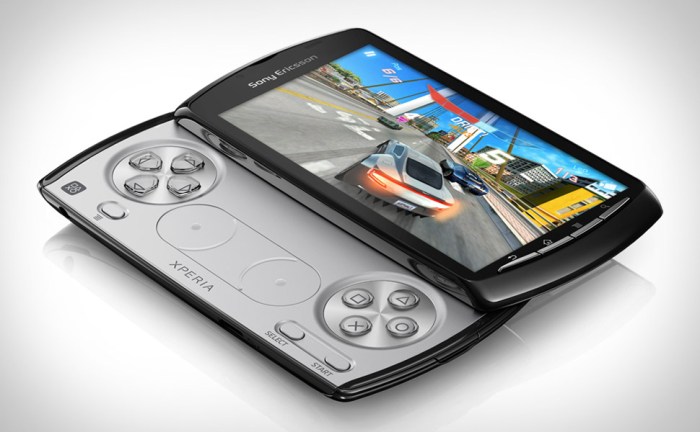 Xperia sony play uncrate phone ericsson